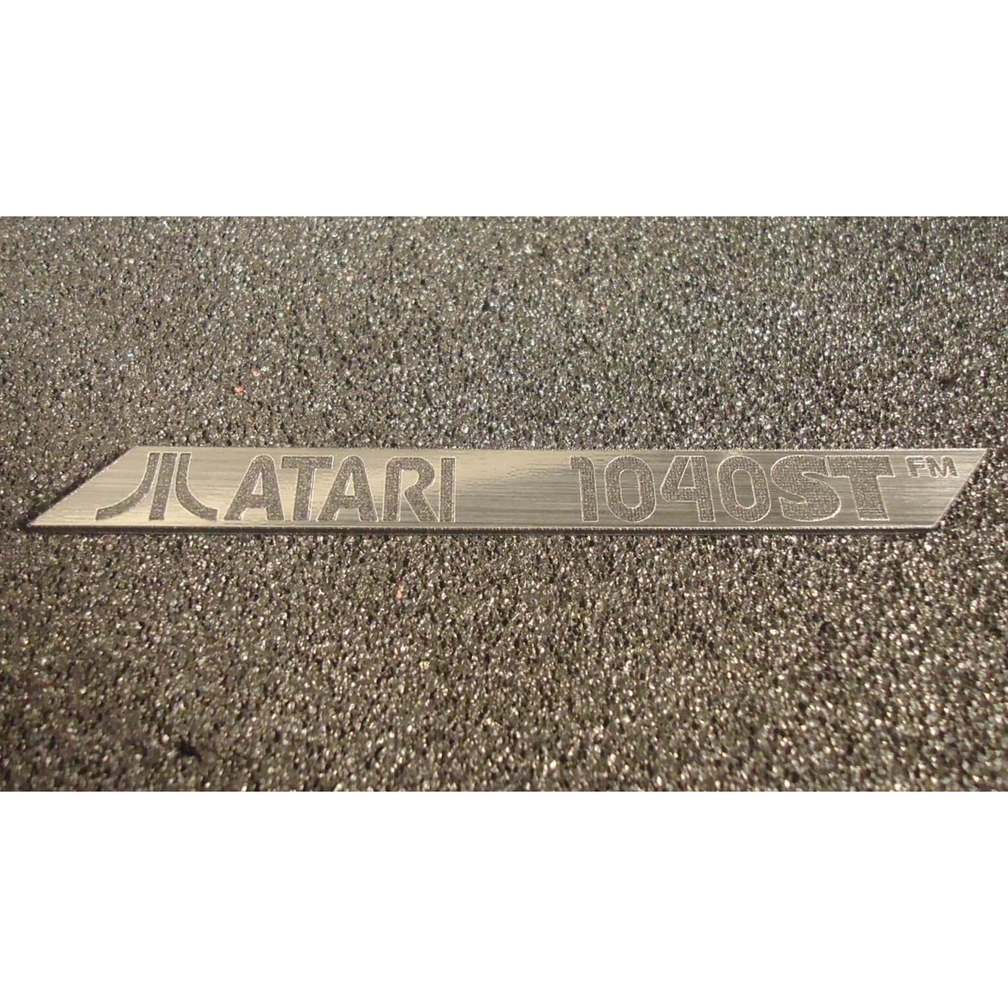 Sticker Atari 1040 STFM Logo Sticker Badge brushed aluminum 100 x 10 mm [288c]