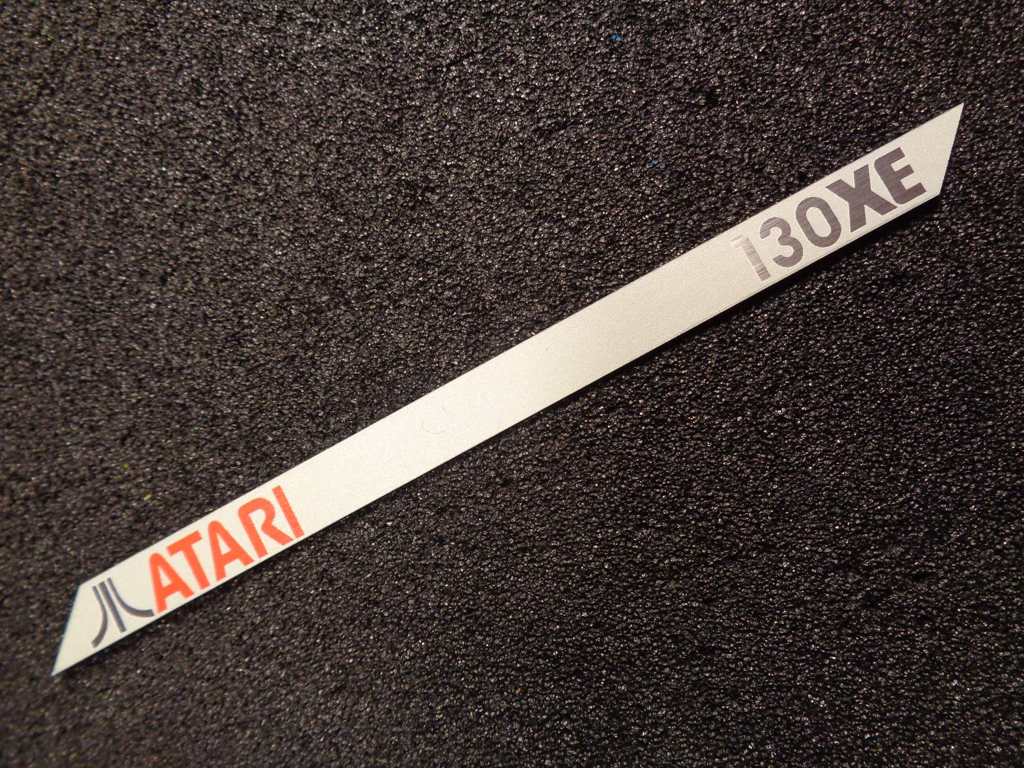 Sticker Atari 130XE Label / Logo / Sticker / Badge brushed aluminum 162 x 10 mm [293e]